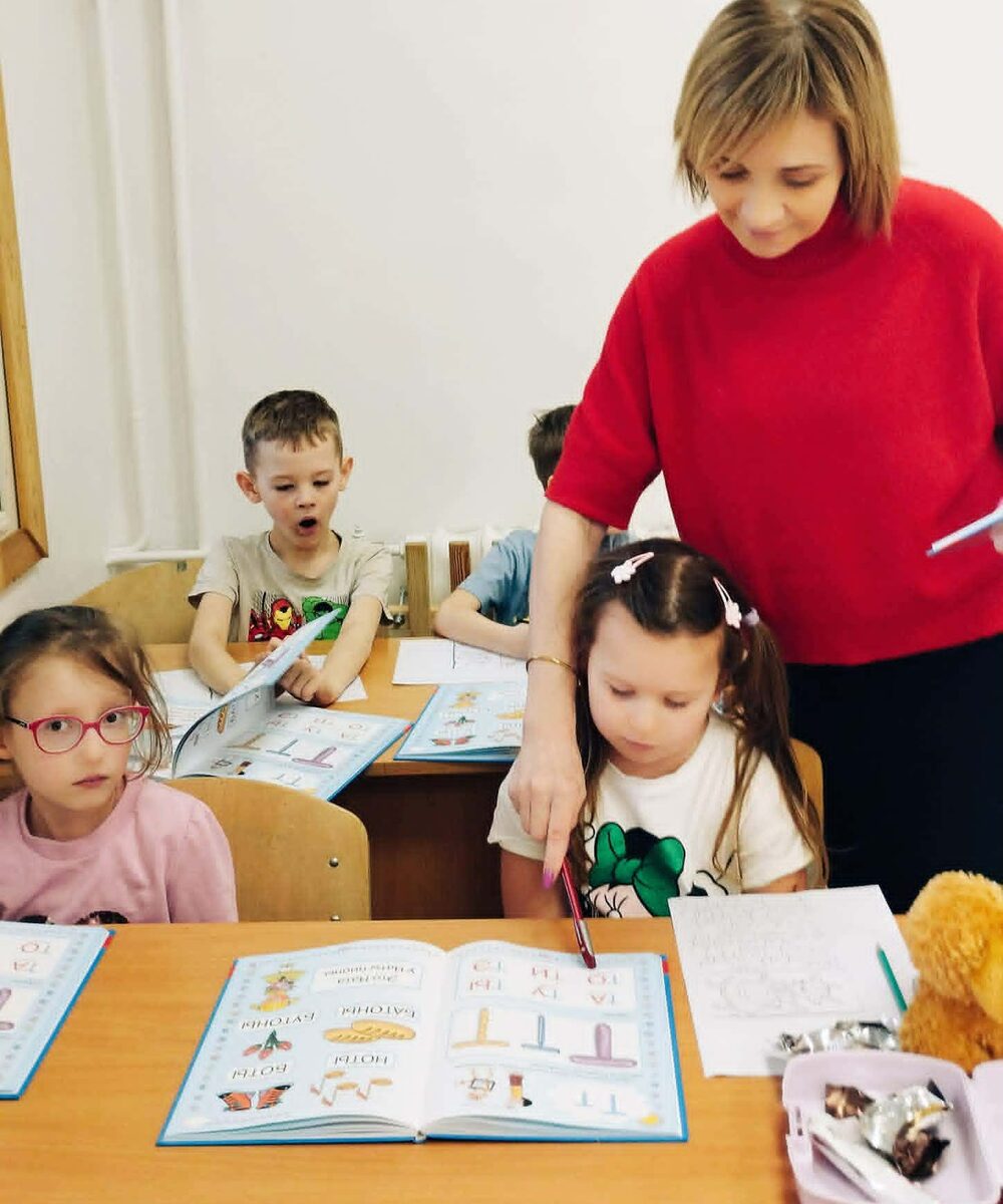 Buratino mokyklėlė — vaikai veikloje